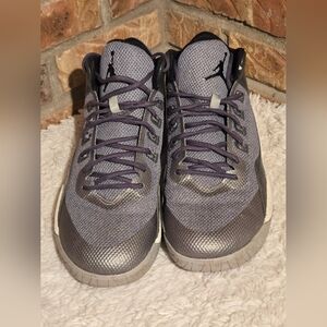 Nike Jordan Rising High 2 Wolf Men's Sz 11  Air Jordan Flight Speed Grey/Black